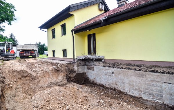 Cost of Foundation Repair in Lewisville
