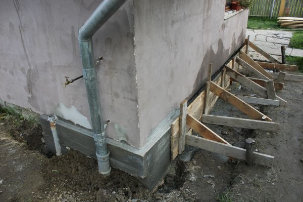 Cost of House Underpinning in Lewisville